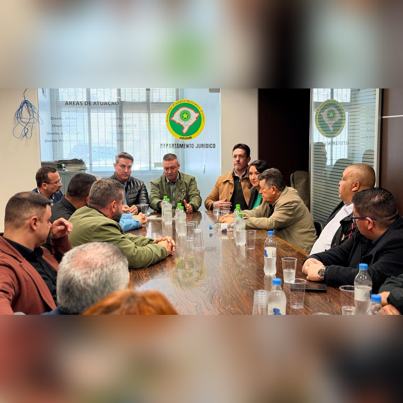 Dando seguimento às reuniões com pré-candidatos, Fórum de Entidades recebe Luciano Zucco